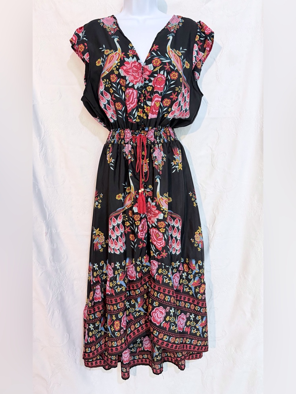 Source Unknown Black Maxi Dress with Pink and Gold Peacock Print D0066